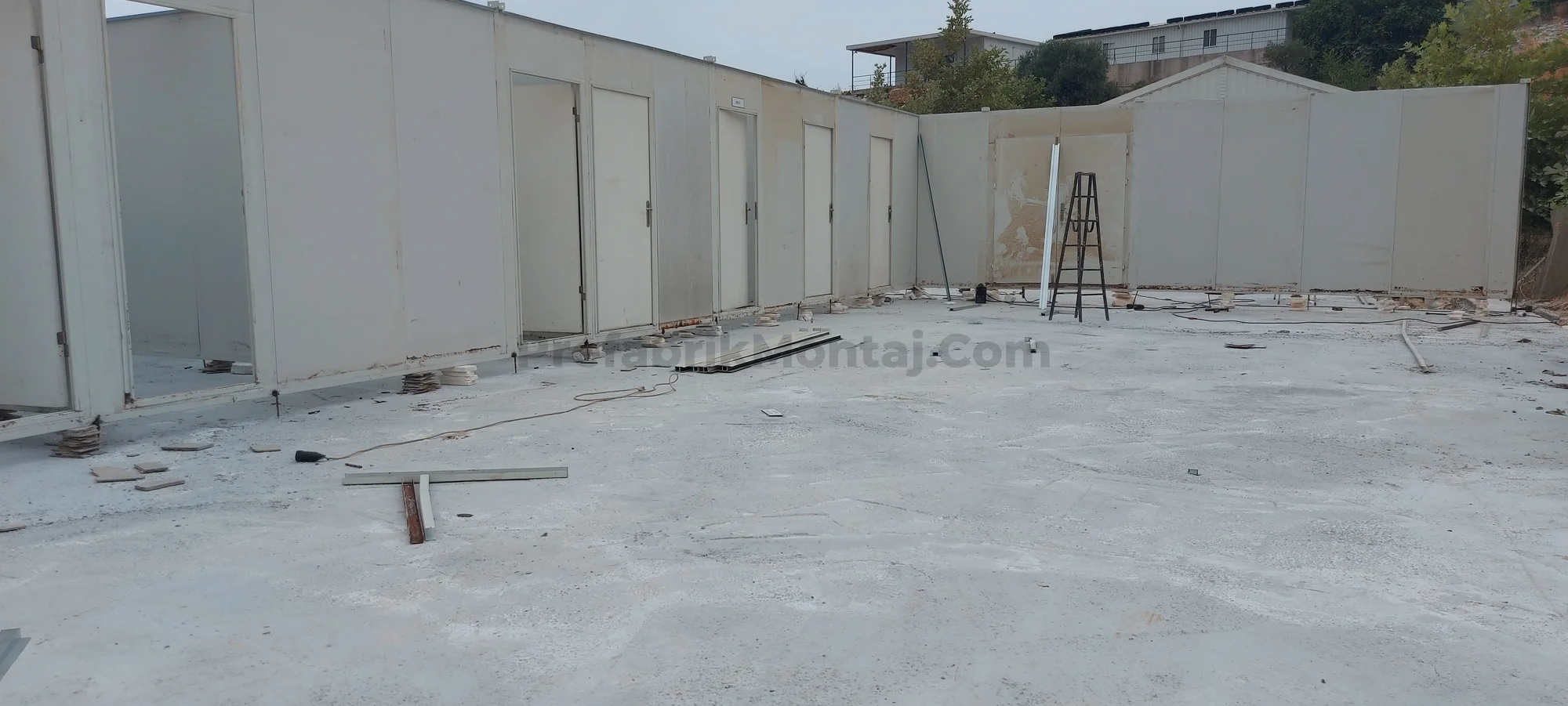 Prefabrik Montajında Zemin Kot Farkı ve Gönyesiz Beton Problemleri